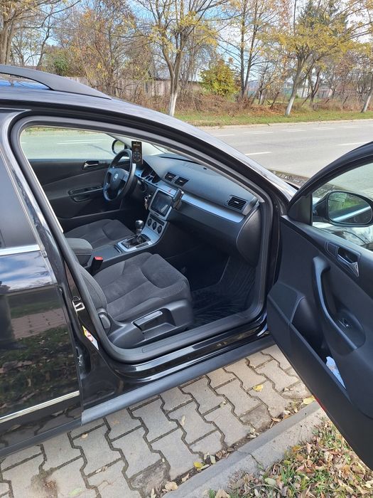 Vând Passat B6 2008 2.0 diesel 140 cai