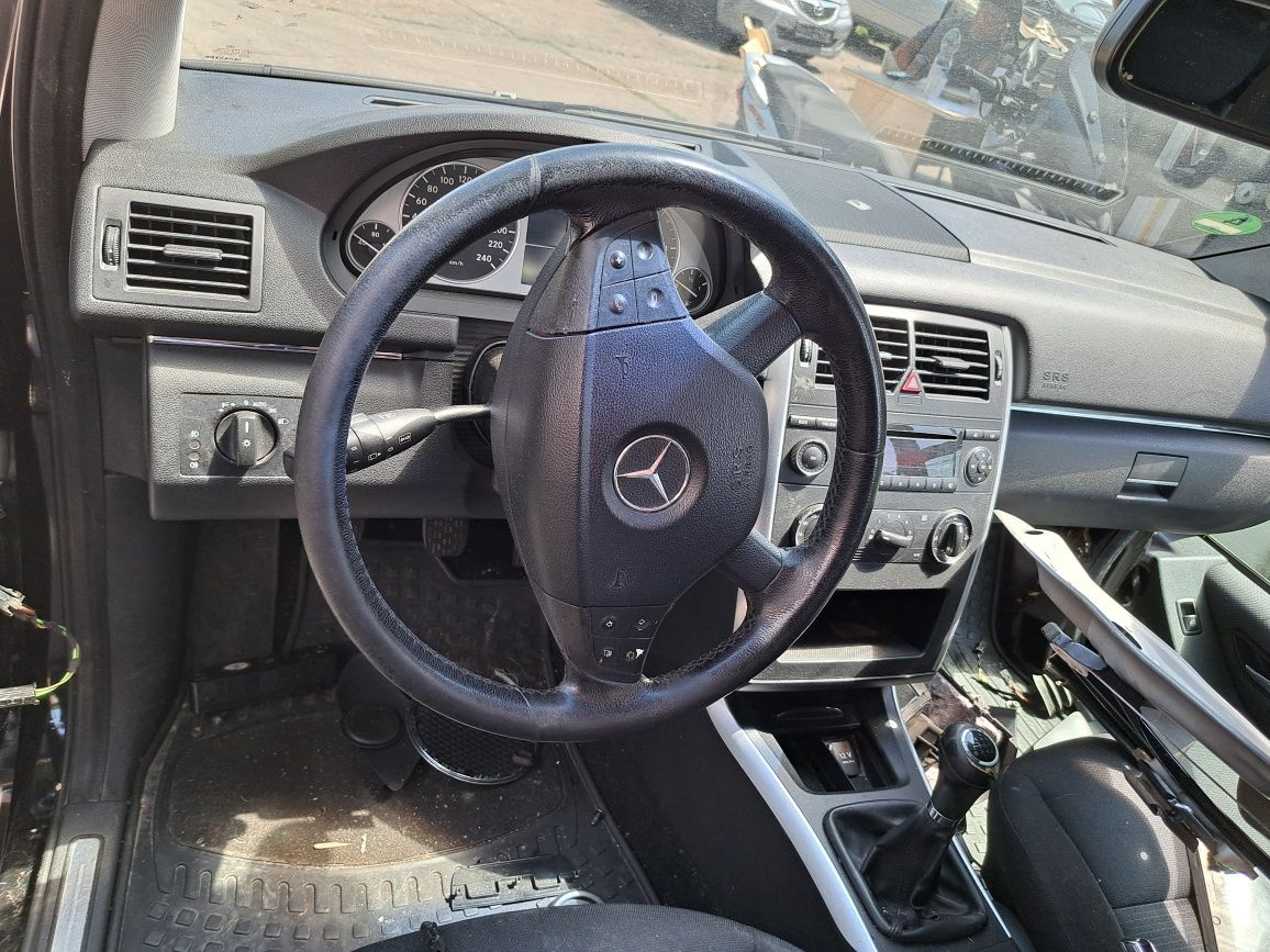 Dezmembrez Mercedes Benz B Class w245  2.0 D 103 kw Euro 4