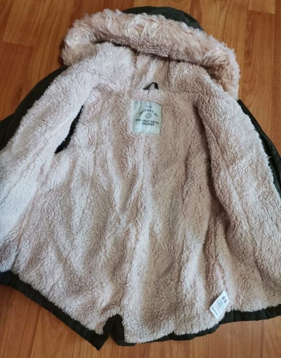 Geaca frumoasa fetite, 2-4 ani, ideal 3 ani