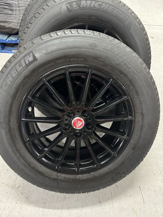 Jante Jaguar F-Pace R18/Range Rover Velar Michelin de vara 50%