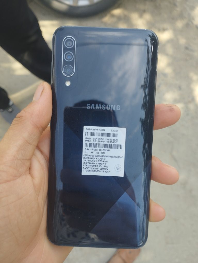 Samsung.       30s