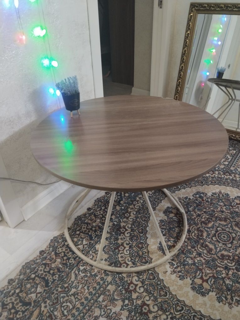 Два стола срочно