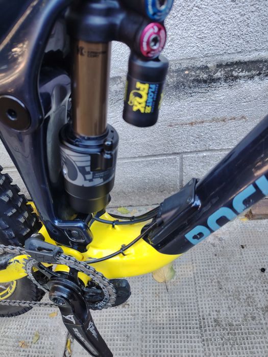 Full suspensie carbon kashima 180 Saint