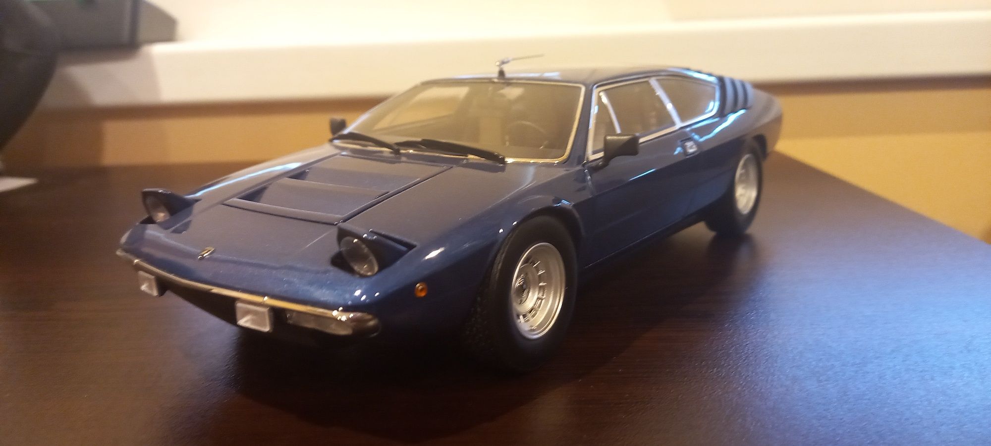 Lamborghi urraco 1973 kyosho 1:18