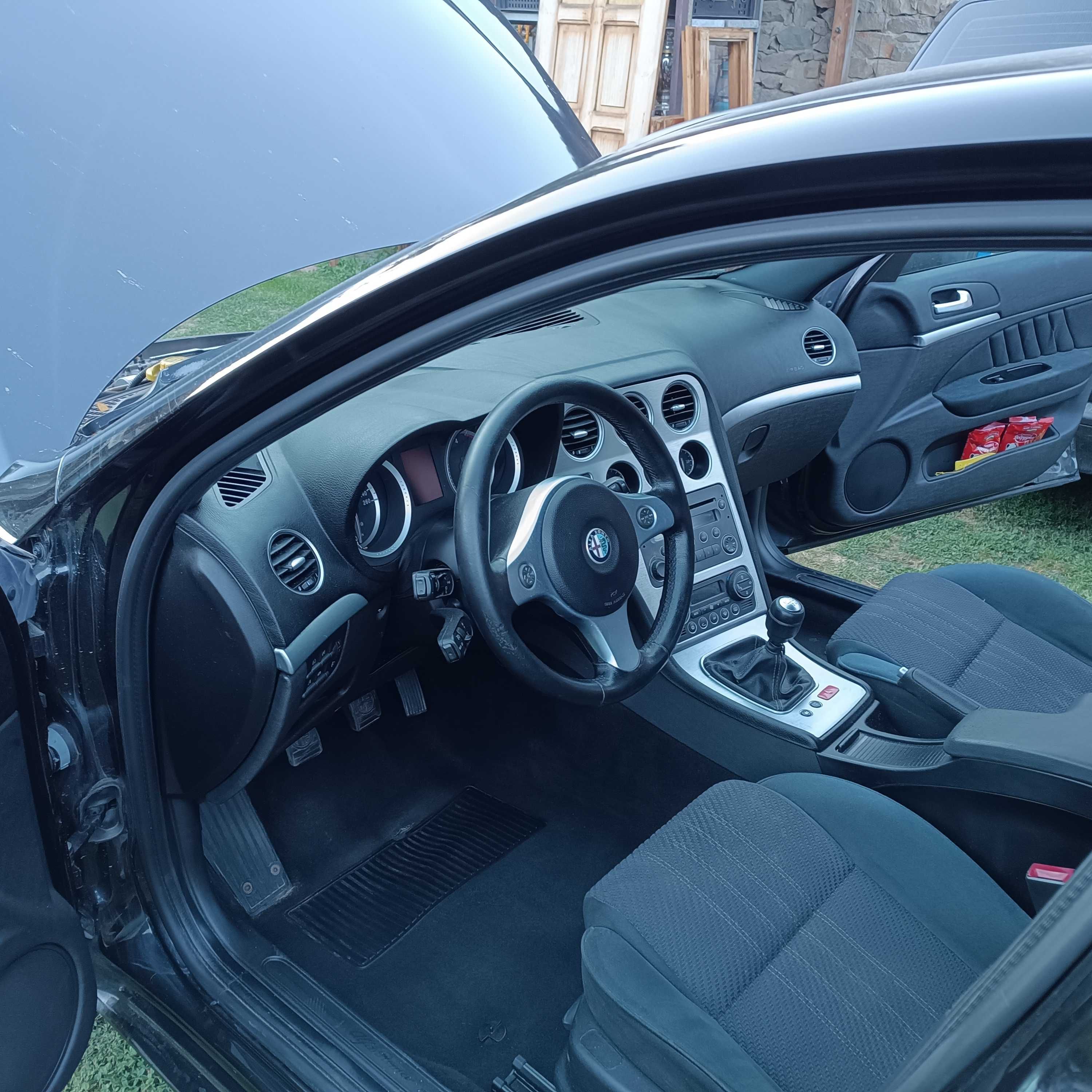 Продавам Алфа Ромео 159 sw
