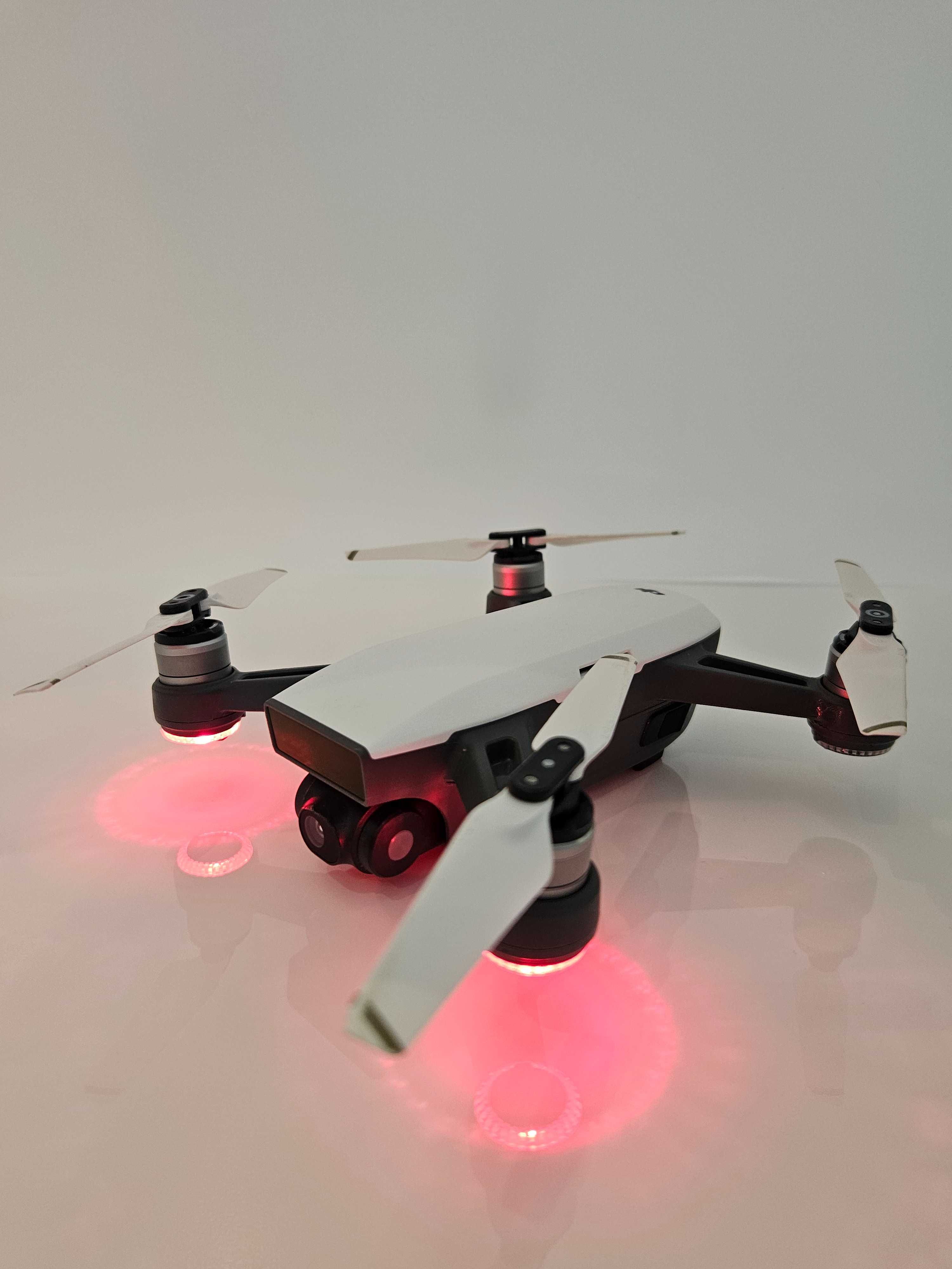 DJI Spark Fly More Combo - 3 батерии!