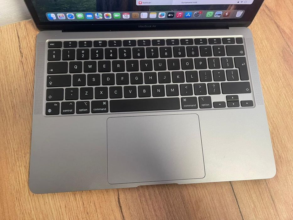 Apple MacBook Air 2020, M1 -A-