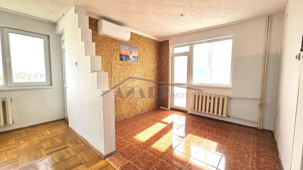 3-стаен с площ от 108 кв.м. в кв. Кършияка