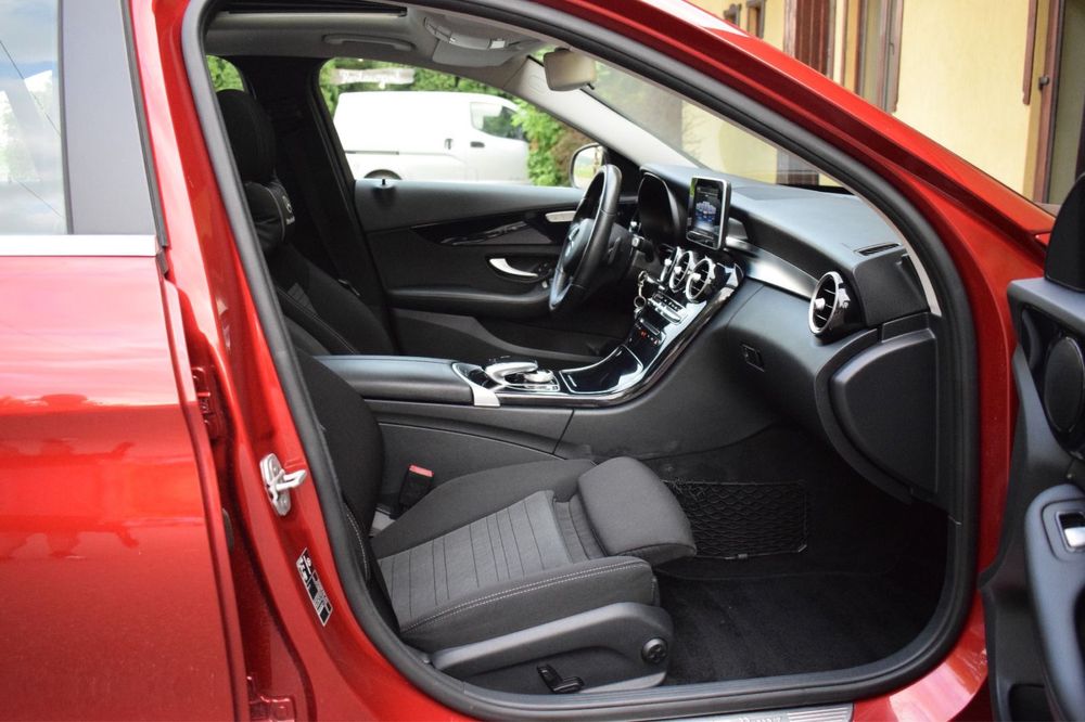 Mercedes Benz C200 ~Trapa~Led~Euro6~Culoare Deosebita~
