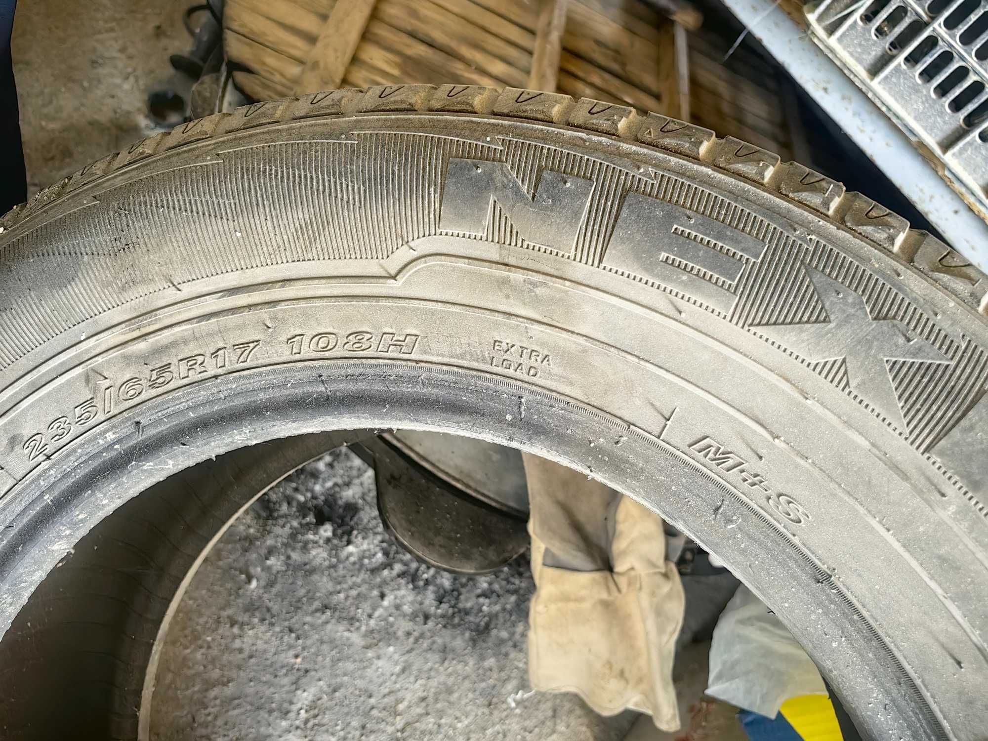 Шины nexen Roadian HXT