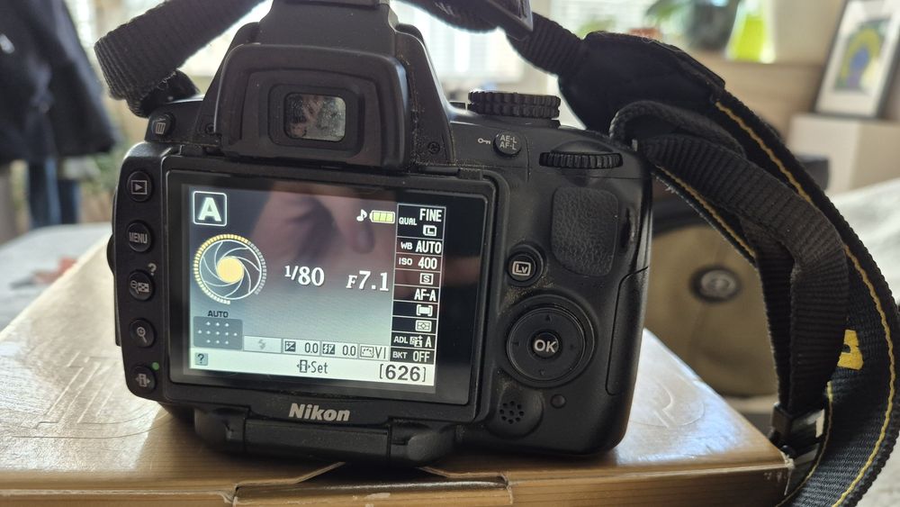 Фотоапарат Nikon D5000 + Nikon 18-55 VR2