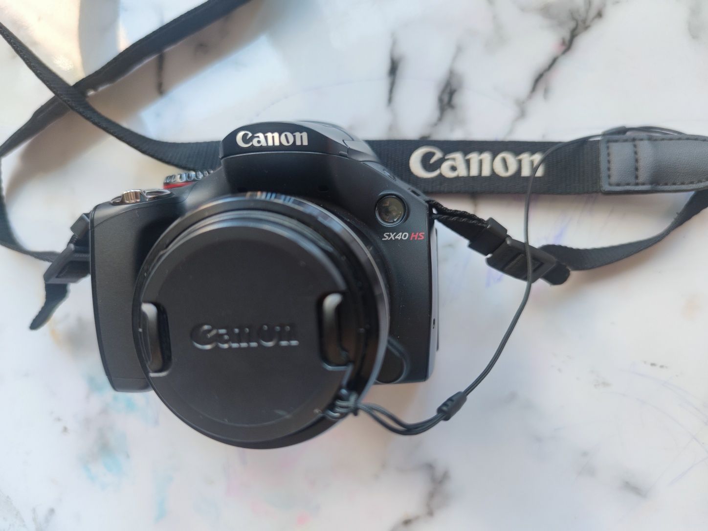 Продам фотокамеру Canon SX40 HC