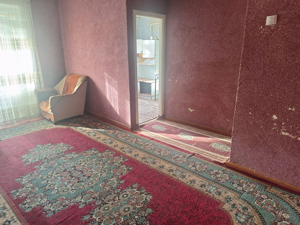 Ikki xonali kvartira sotiladi