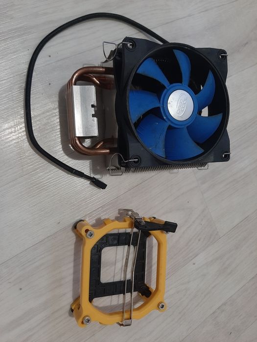 Продам кулер массивный 4 пин