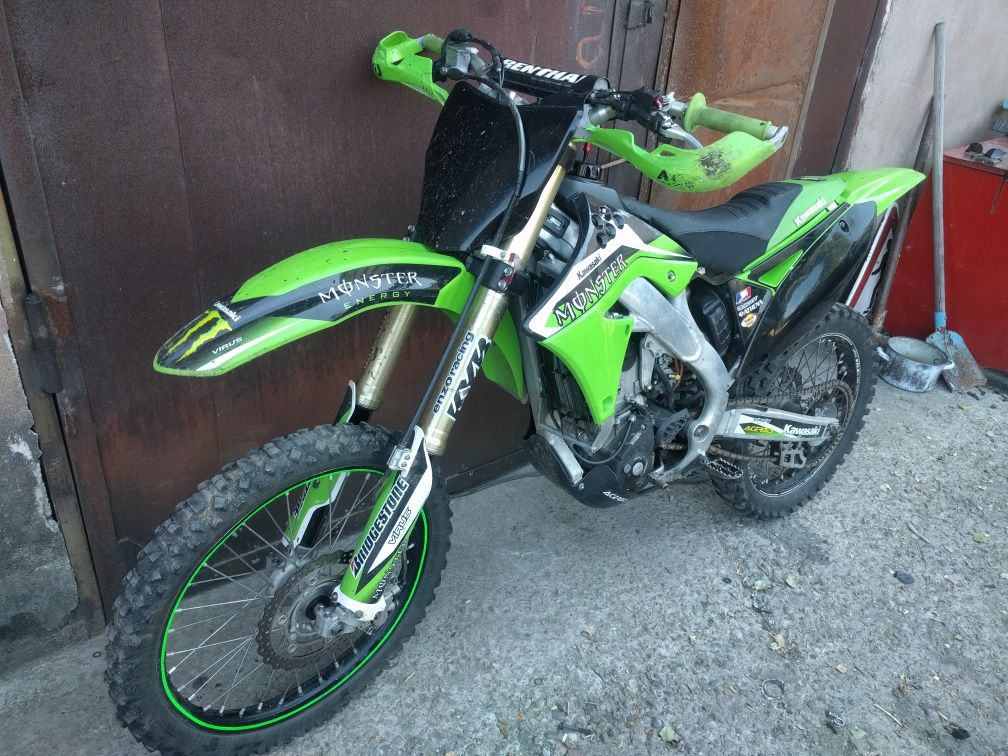 Kawasaki KX250F на части