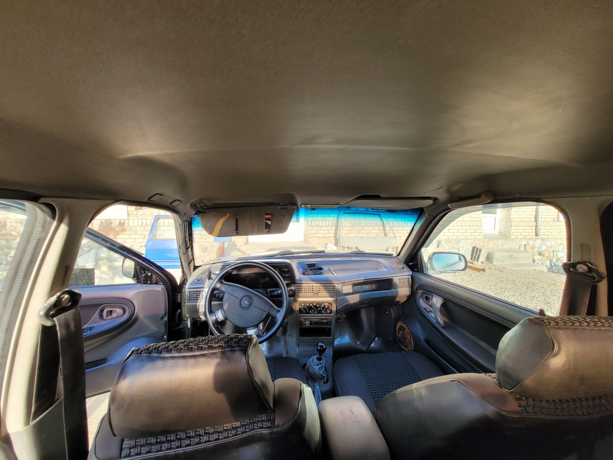 Daewoo Nexia 1 dons 1.5