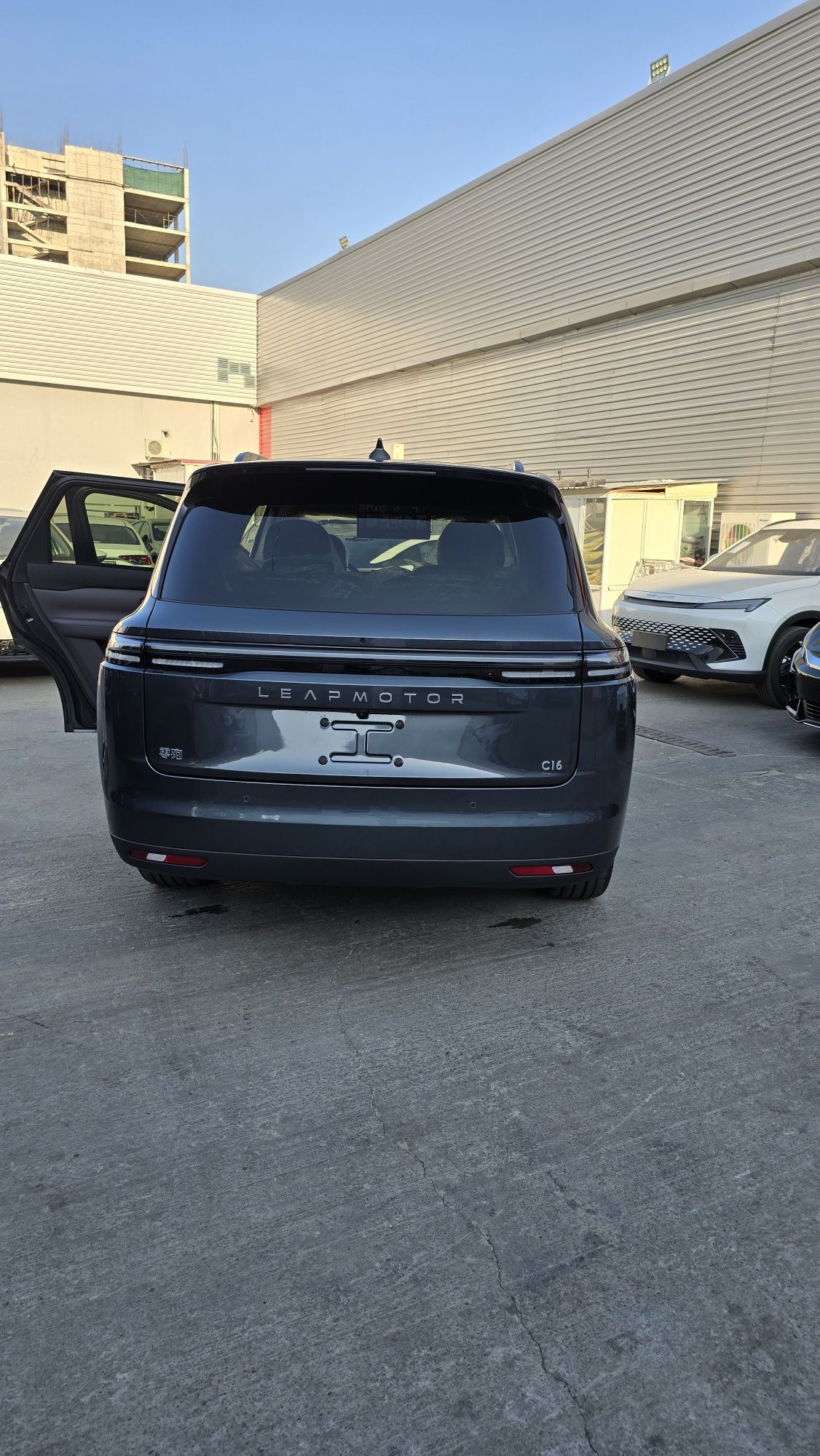 Leapmotors c16 Гибрид 200 Smart Drive.
Leapmotors c16 EV