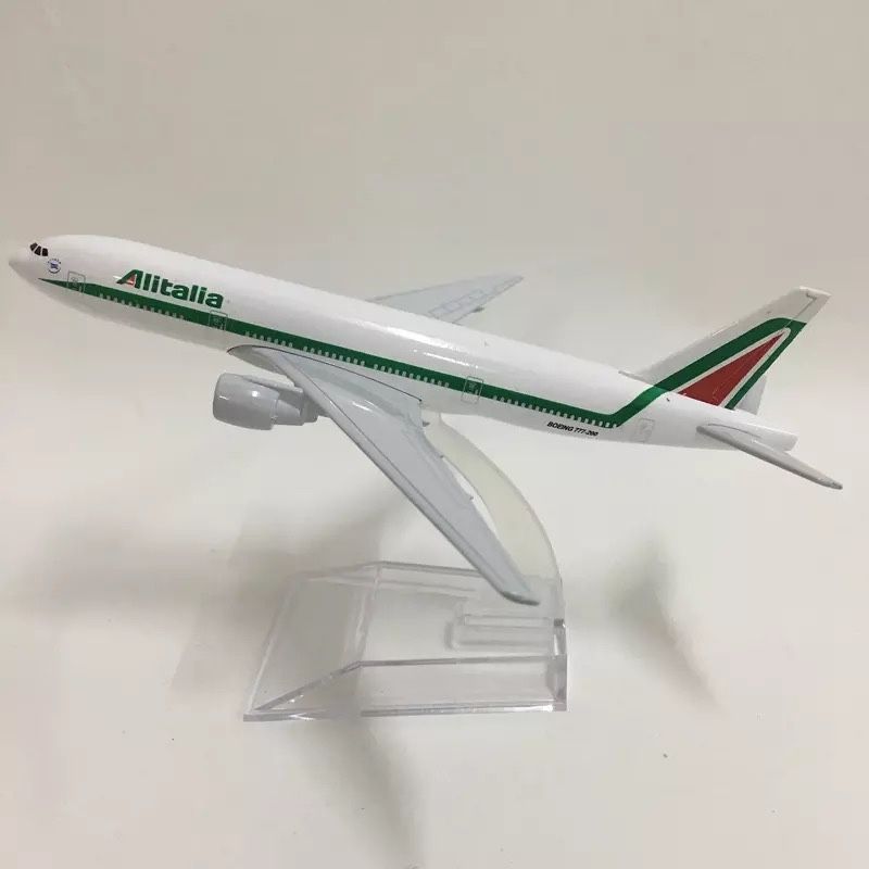 Macheta avion Boeing 777 Alitalia