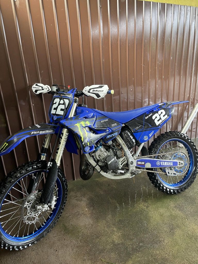 Yamaha yz 125[ktm,beta,sherco]