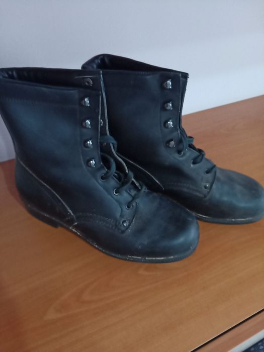 Продавам Обувки тип Кубинки