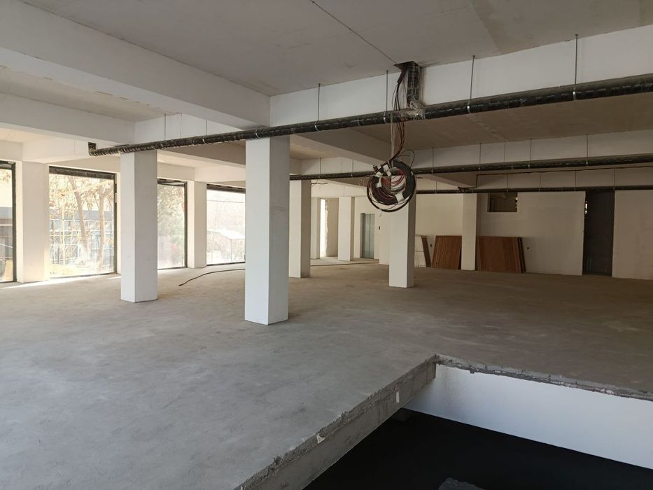 Сдаётся помещение под любой деятельность Чиланзарский район 1700м2