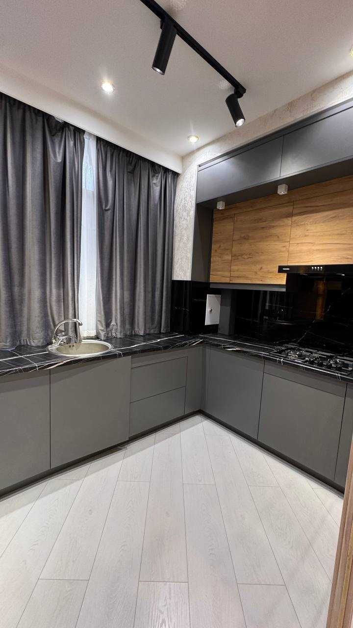 ЖК MegaDom Паркентский 3-комн 7/8 50 м² ремонт меб/тех