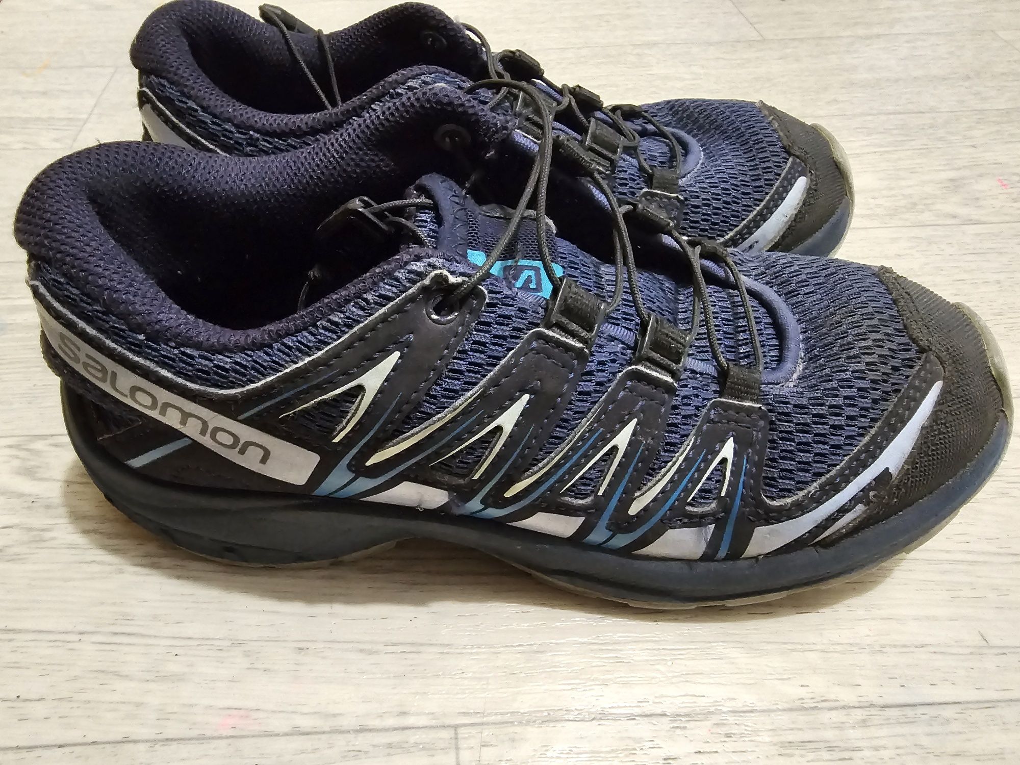 Продам кроссовки Salomon 35 р.