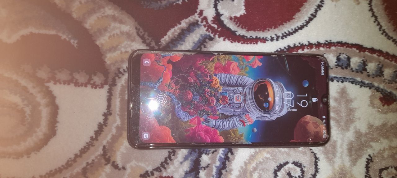 Samsung  galaxy  a50