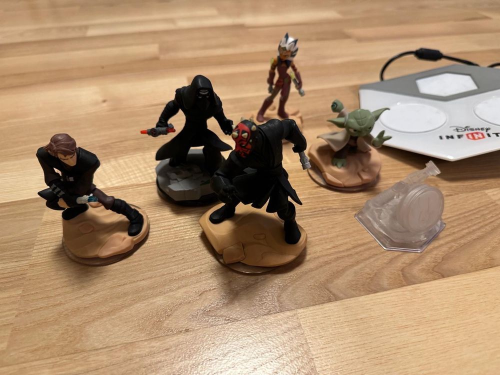 Figurine si placa disney infinity