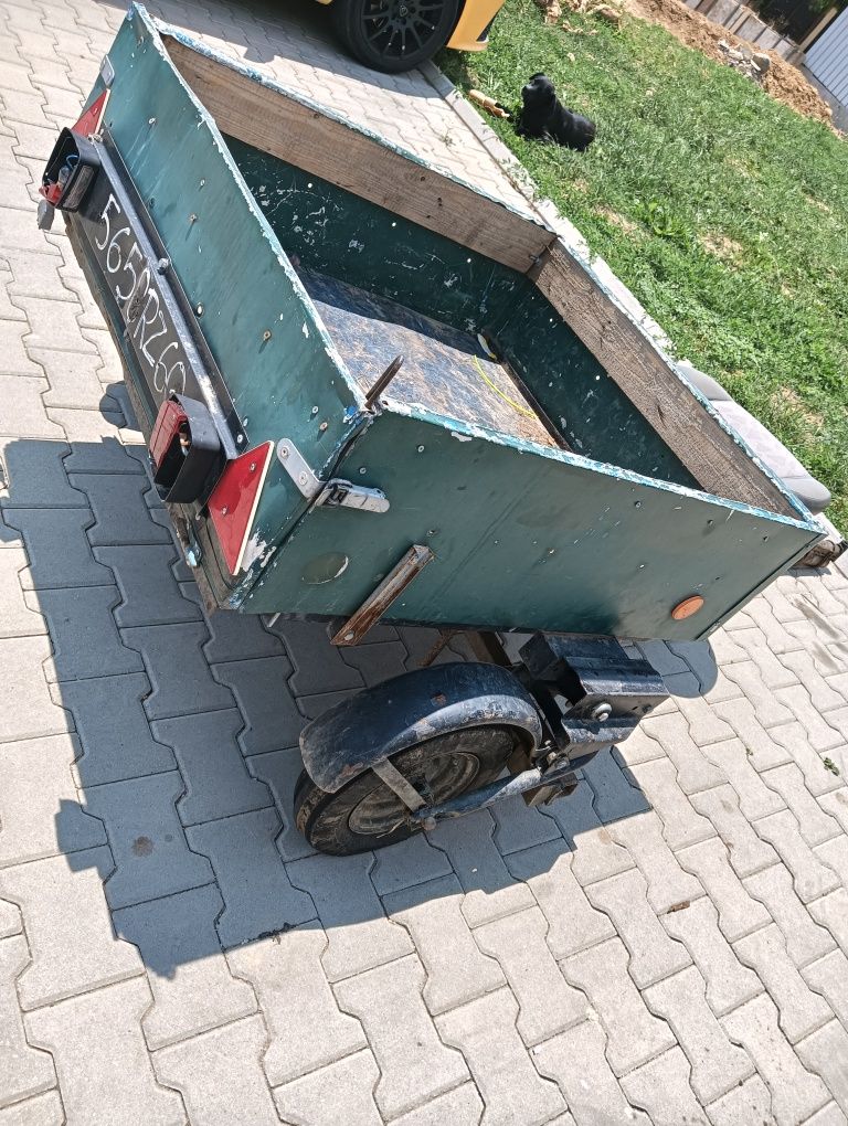 Remorca de vanzare