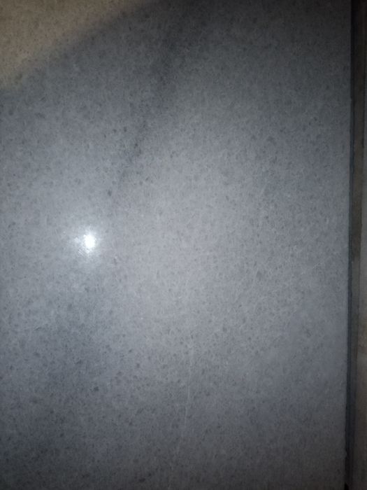 Продавам МРАМОР - плочи за подова настилка - антре, коридор, помещения