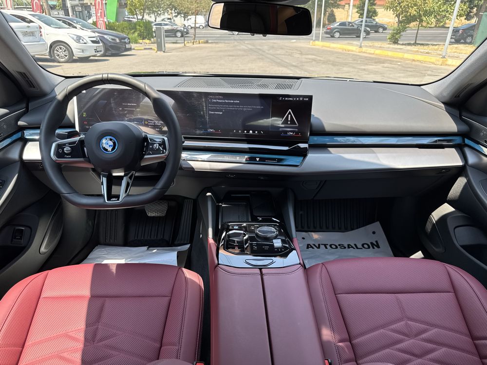 Продается новый BMW i5 40 L eDrive