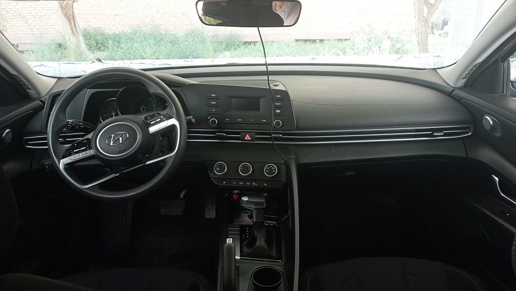Hyundai Elantra.