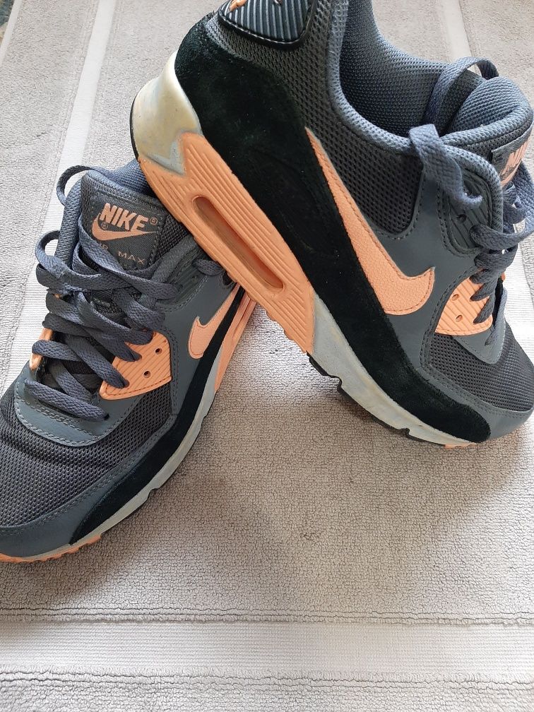 Adidasi NIKE Air Max 90 Essential