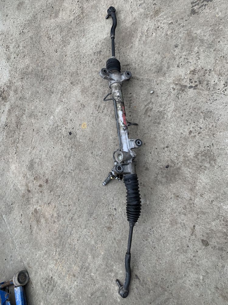 Caseta de directie toyota corola verso an 2002