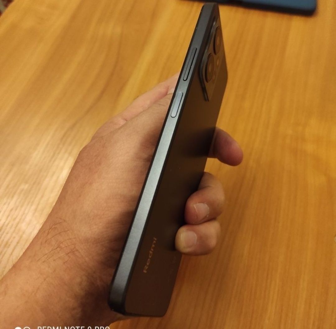 Redmi not 12  срочно сатылады)
