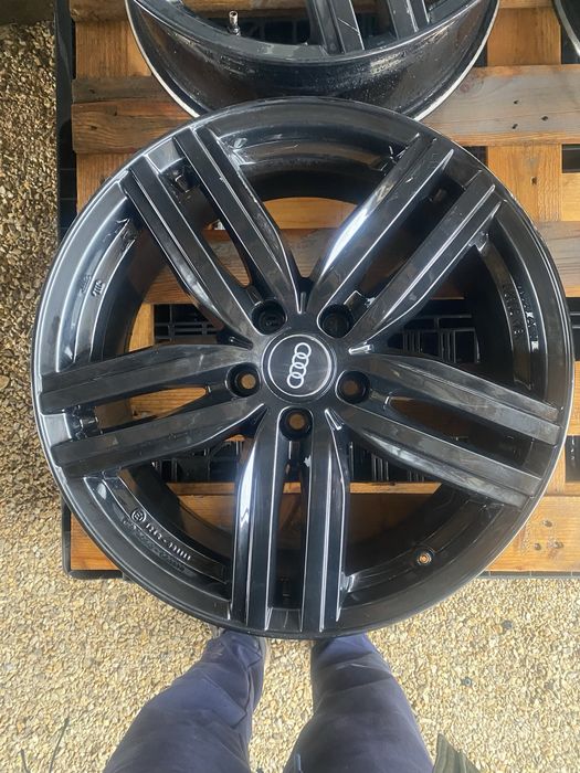 18 цола 5 х 112 мм Мерцедес , Ауди , Шлода , Фолксваген , Сеат