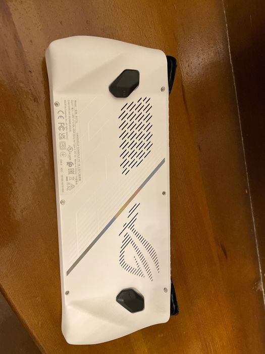Игровая приставка Asus Rog Ally RC71L