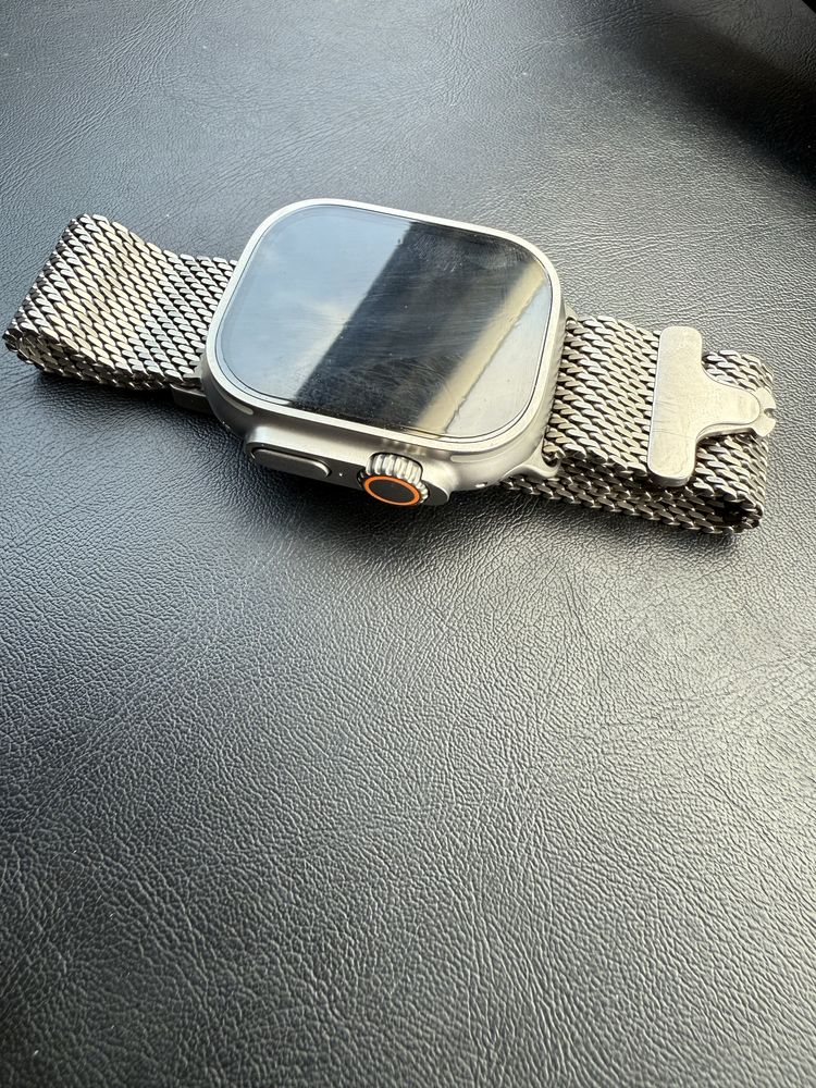 Apple Watch Ultra 2 - 100% baterie