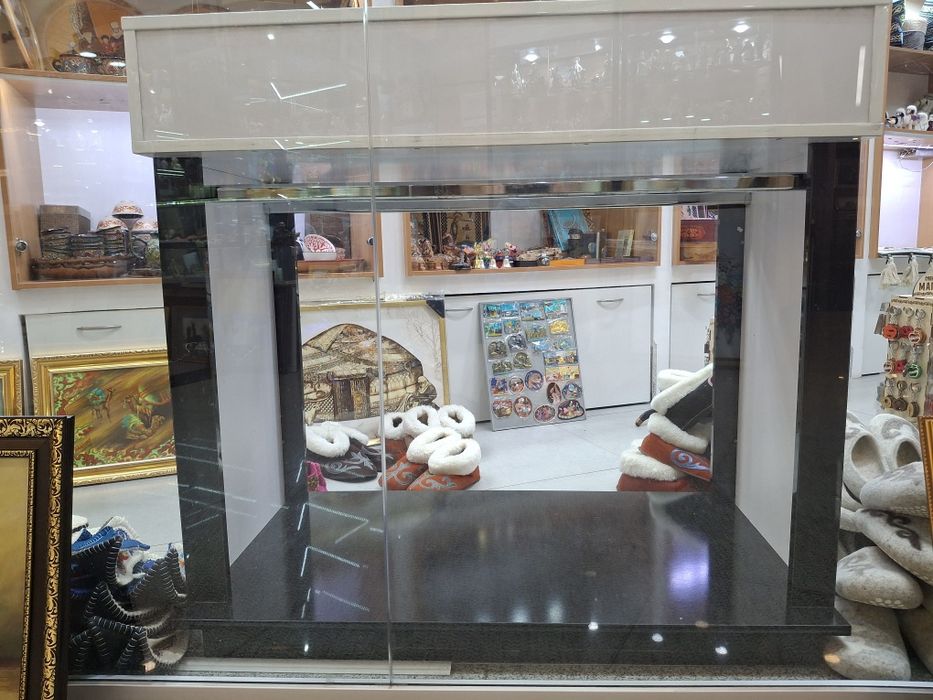 Витрина  стекло б/у