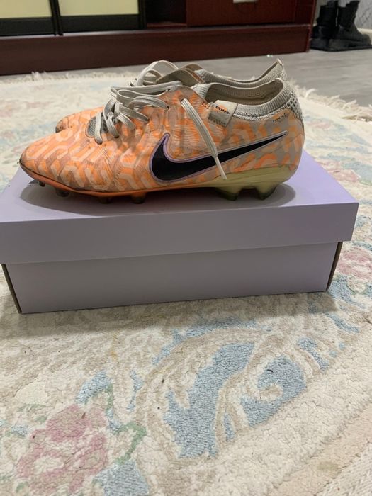 продаю бутсы тиемпо оранжевого цвета