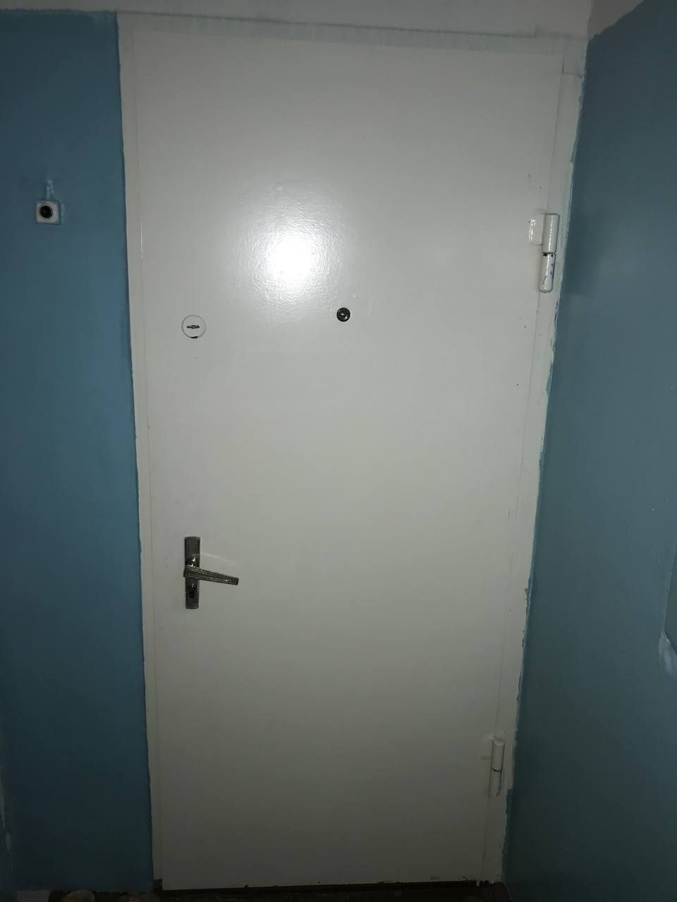 Железная дверь продаётся