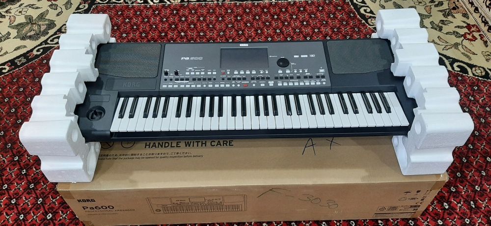 Korg pa600 sotiladi.