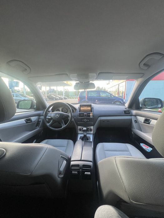 Mercedes-Benz C200 W204 Avantgarde – 2.2 CDI / 136 CP / Manuală / 2008