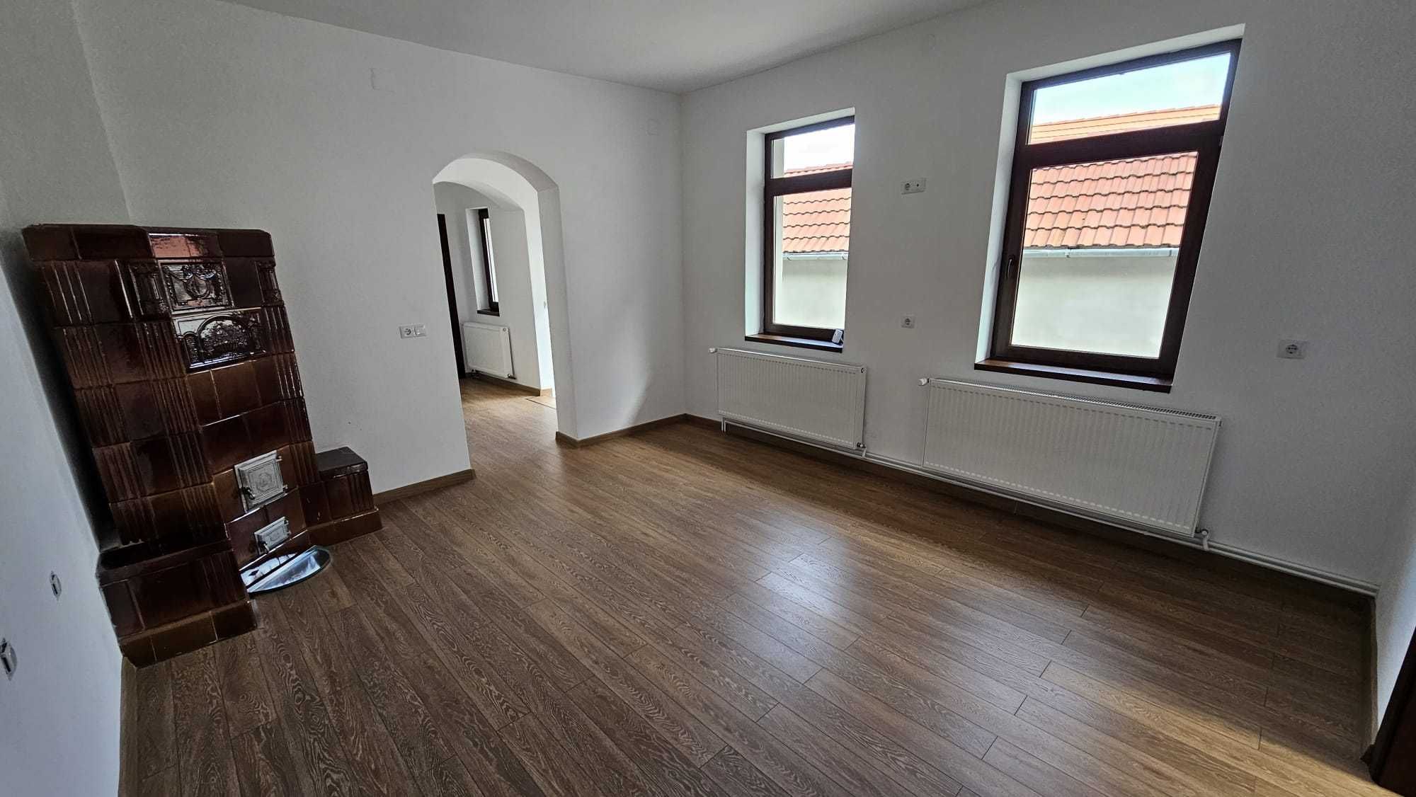 Vand casa Sibiel - Renovata complet.