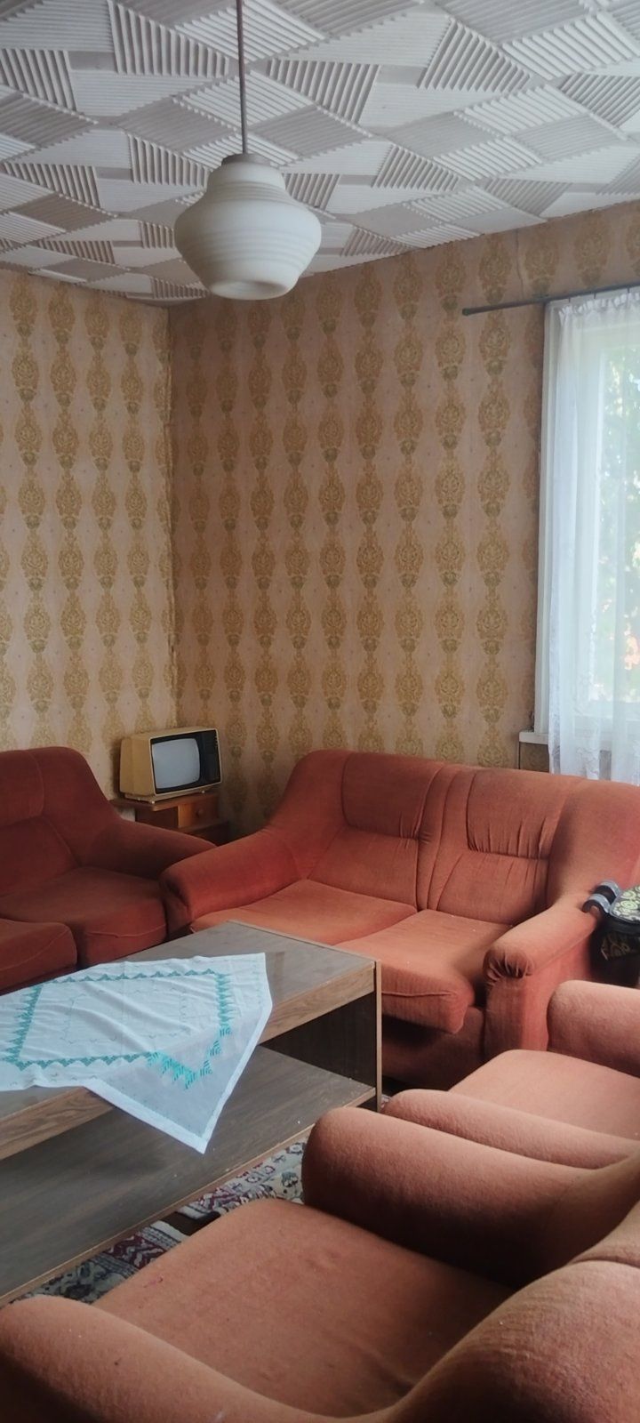 Къща в гр Перник кв Варош