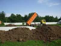 Pamant vegetal negru pentru gazon gradina