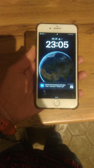 iPhone 8+ 64gb без коробки