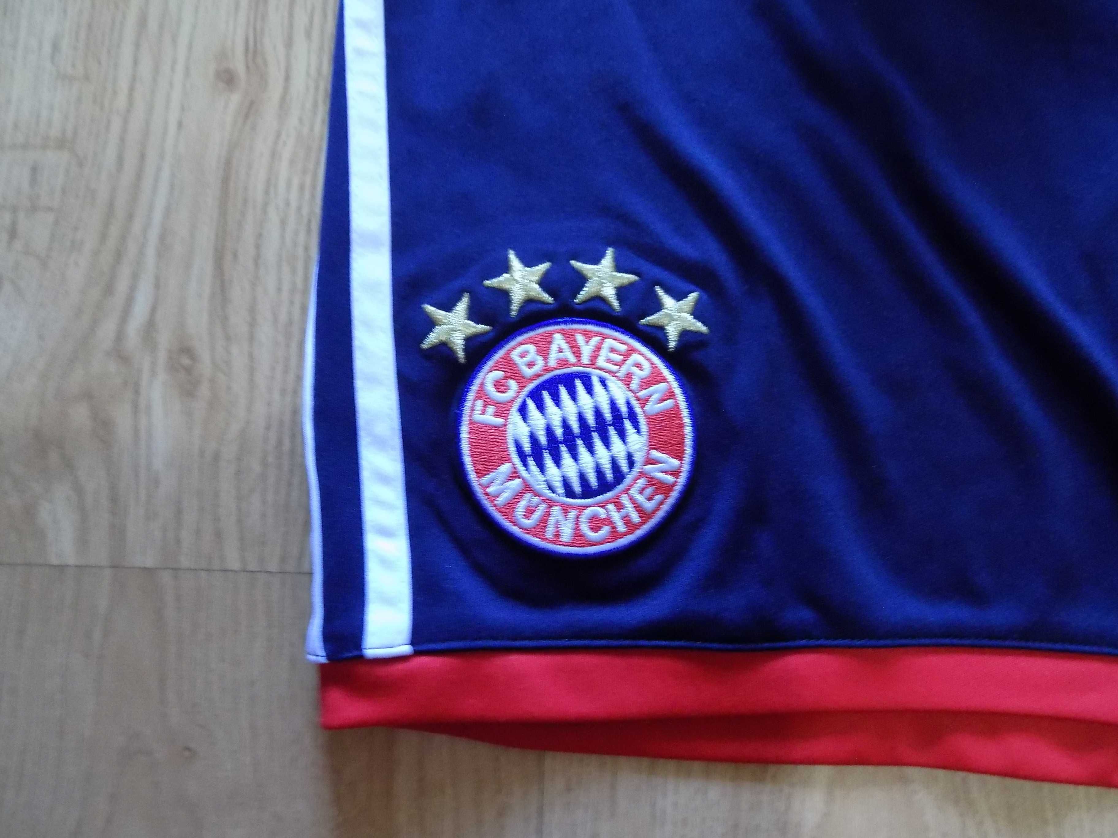 Къси панталони adidas bayern/hamburger hsv оригинални футбол мъжки М/L