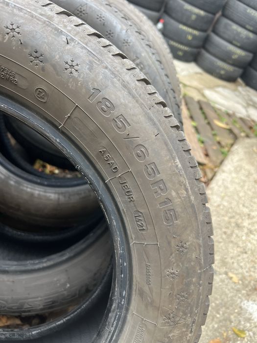 Cauciucuri iarna 185/65/15 Dunlop 2021